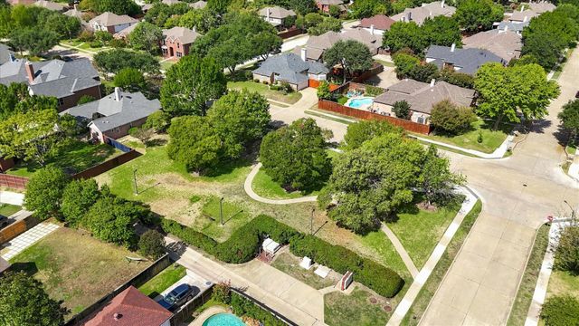 5705 Abingdon Drive, Richardson, TX 75082