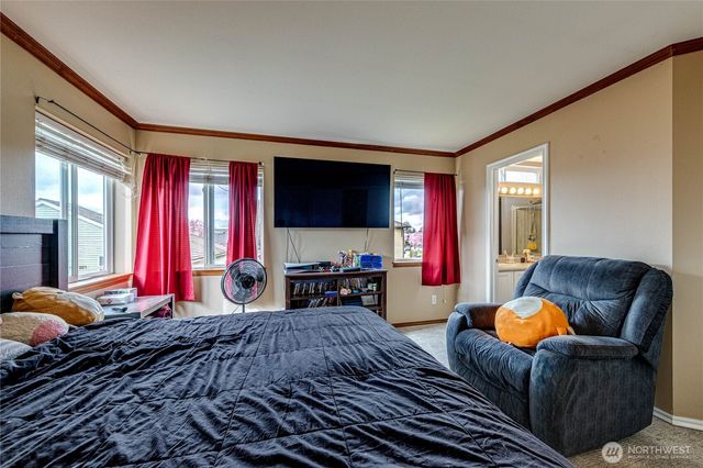 6510 58th Drive NE, Marysville, WA 98270