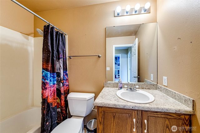 6510 58th Drive NE, Marysville, WA 98270