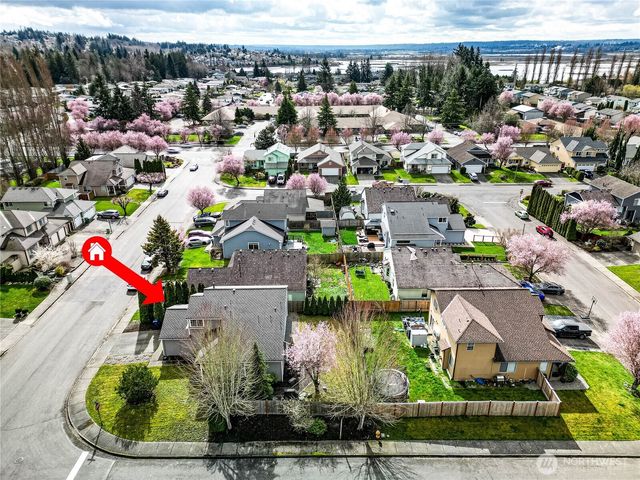 6510 58th Drive NE, Marysville, WA 98270