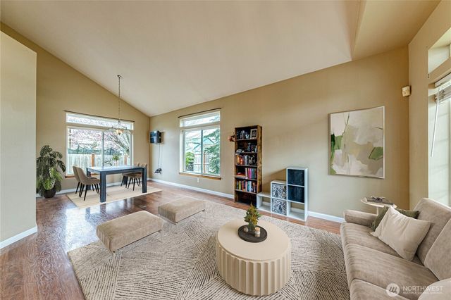 6510 58th Drive NE, Marysville, WA 98270