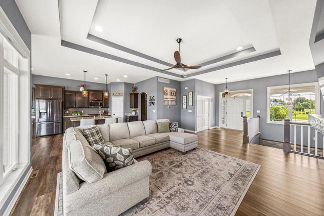 810 Westwind DRIVE, Eagle, WI 53119