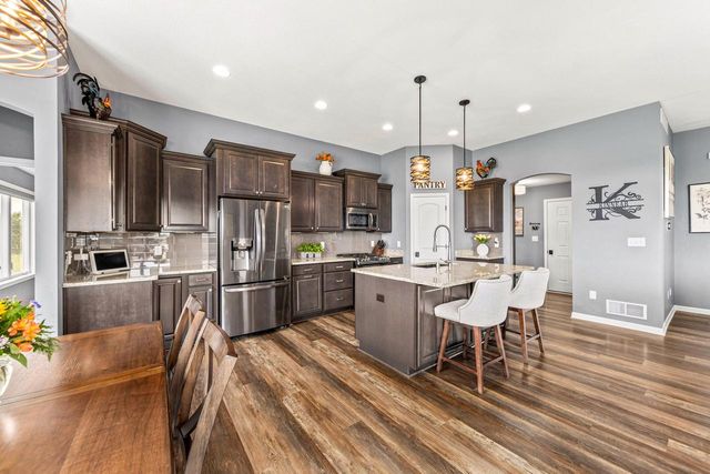 810 Westwind DRIVE, Eagle, WI 53119