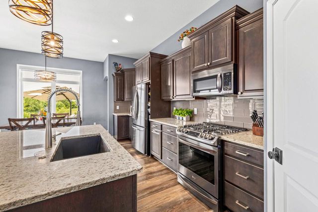 810 Westwind DRIVE, Eagle, WI 53119
