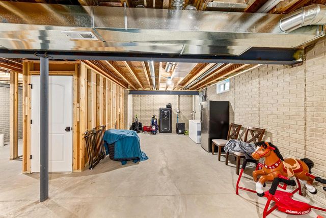 810 Westwind DRIVE, Eagle, WI 53119