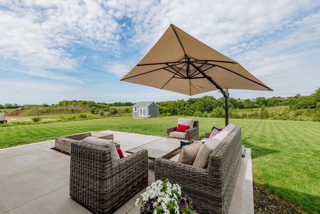 810 Westwind DRIVE, Eagle, WI 53119