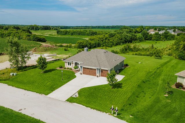 810 Westwind DRIVE, Eagle, WI 53119