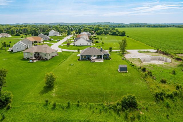 810 Westwind DRIVE, Eagle, WI 53119