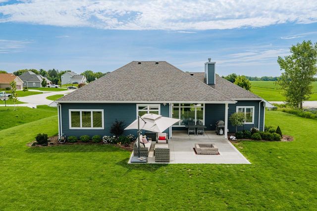 810 Westwind DRIVE, Eagle, WI 53119