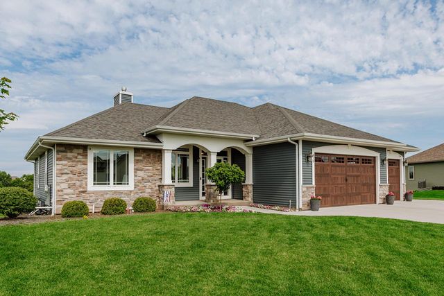 810 Westwind DRIVE, Eagle, WI 53119