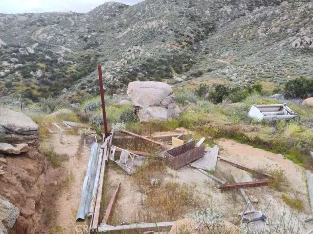 2 California, Hemet, CA 92545
