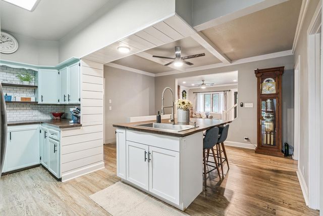 508 2nd Ave SW, Independence, IA 50644