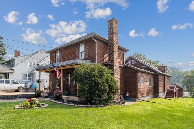 508 2nd Ave SW, Independence, IA 50644