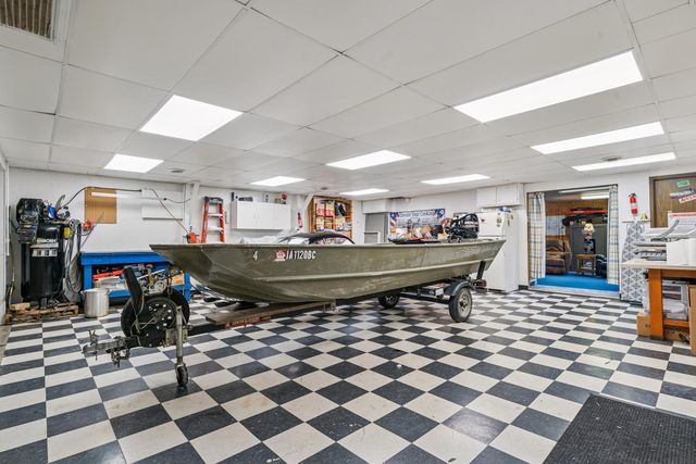 508 2nd Ave SW, Independence, IA 50644