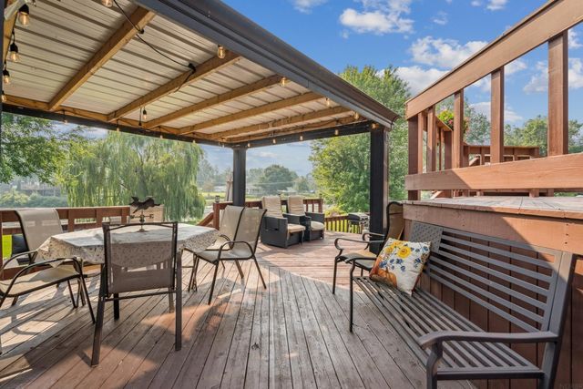 508 2nd Ave SW, Independence, IA 50644