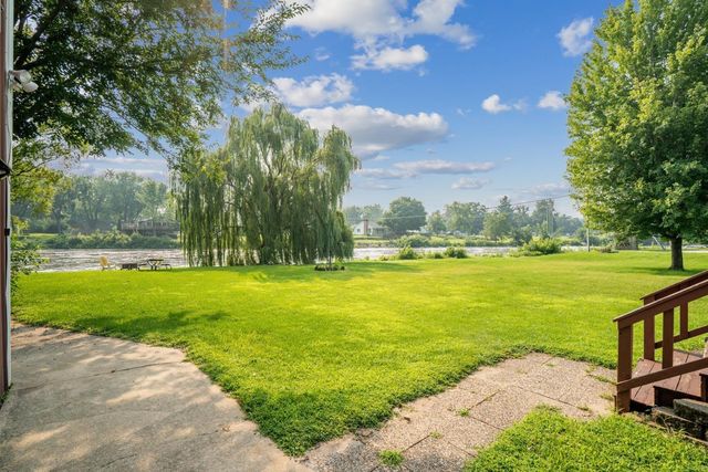 508 2nd Ave SW, Independence, IA 50644