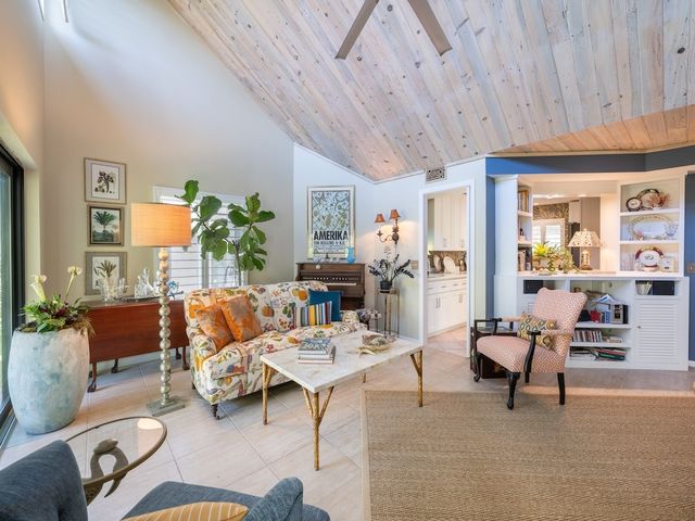 2165 Galleon Drive H-4, Vero Beach, FL 32963