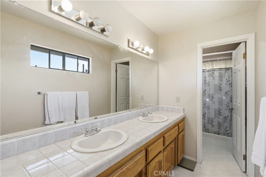 Image 24 of property listing at 302 Patterson, Santa Maria, CA 93455