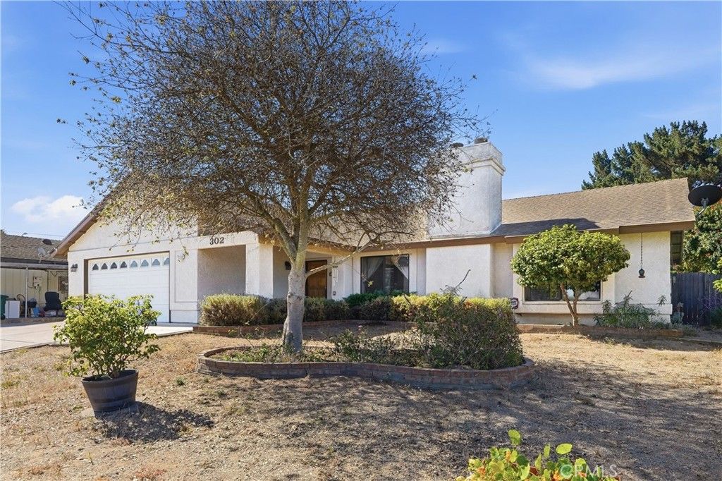 Image 3 of property listing at 302 Patterson, Santa Maria, CA 93455