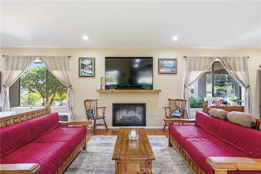Image 5 of property listing at 302 Patterson, Santa Maria, CA 93455