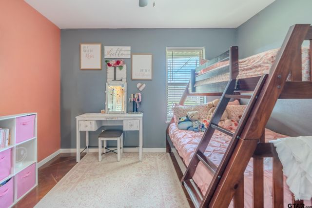 100 S Rainbow Dr, Whitehouse, TX 75791