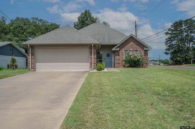 100 S Rainbow Dr, Whitehouse, TX 75791