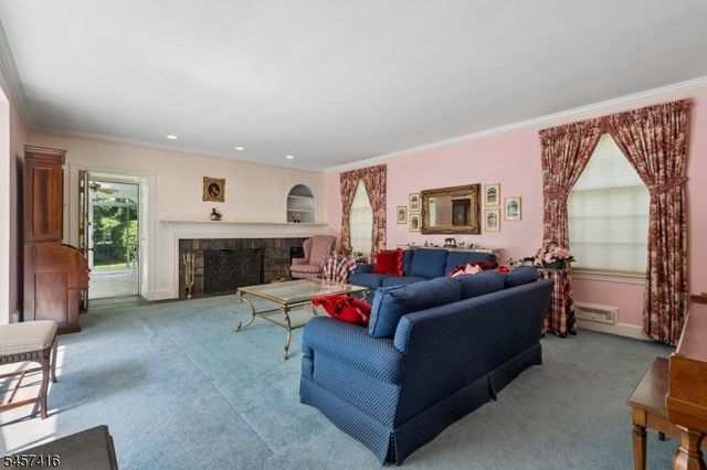 300 Oak Ridge Ave, Summit City, NJ 07901