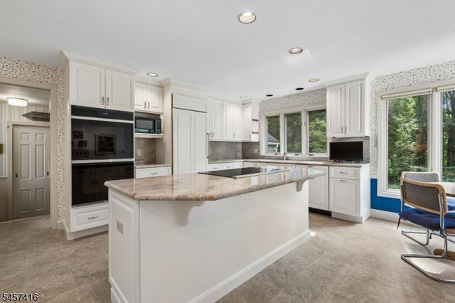 300 Oak Ridge Ave, Summit City, NJ 07901