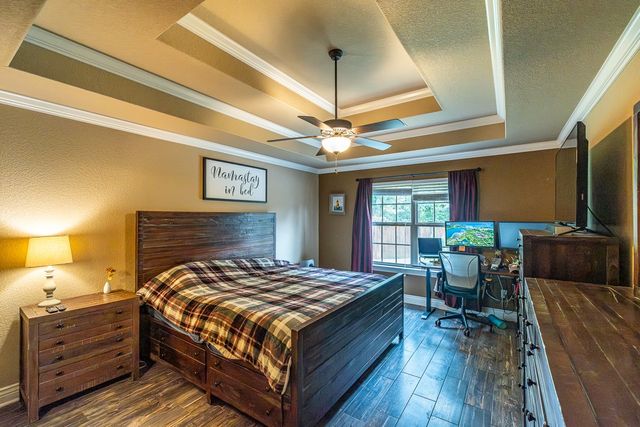 2305 Kelly Lynn Place, Fayetteville, AR 72701