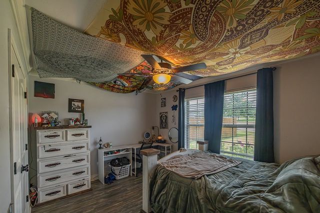 2305 Kelly Lynn Place, Fayetteville, AR 72701
