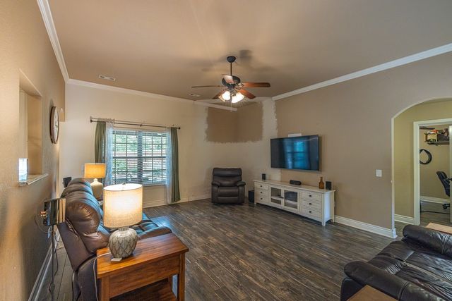 2305 Kelly Lynn Place, Fayetteville, AR 72701