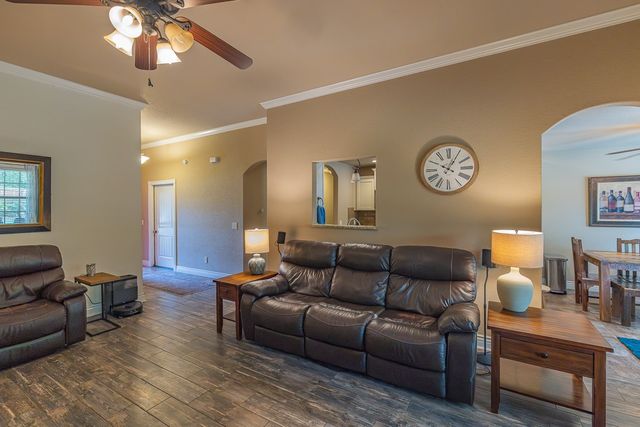 2305 Kelly Lynn Place, Fayetteville, AR 72701
