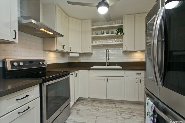 2575 Kuhio Avenue 1502, Honolulu, HI 96815