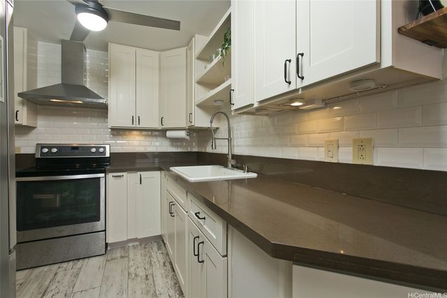 2575 Kuhio Avenue 1502, Honolulu, HI 96815