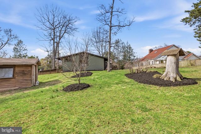 4035 TAYLOR DR, Fairfax, VA 22032