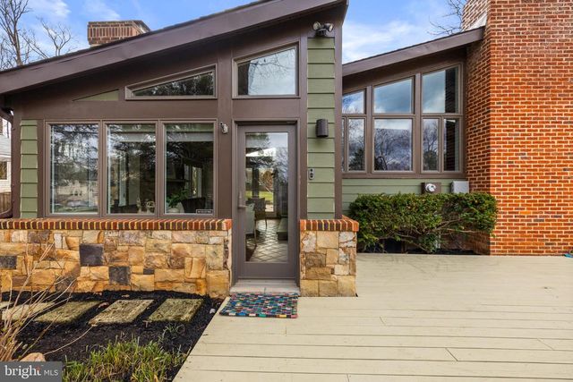 4035 TAYLOR DR, Fairfax, VA 22032