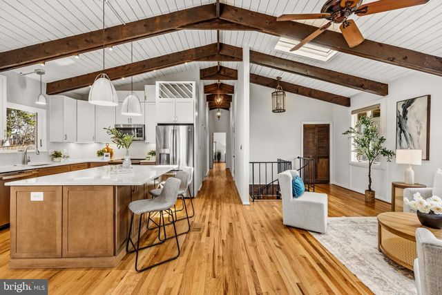 4035 TAYLOR DR, Fairfax, VA 22032