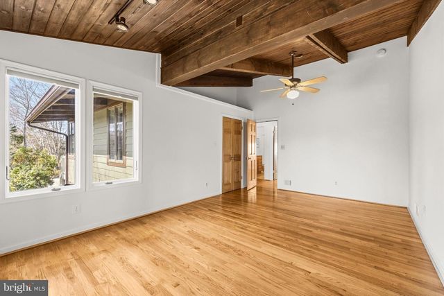 4035 TAYLOR DR, Fairfax, VA 22032