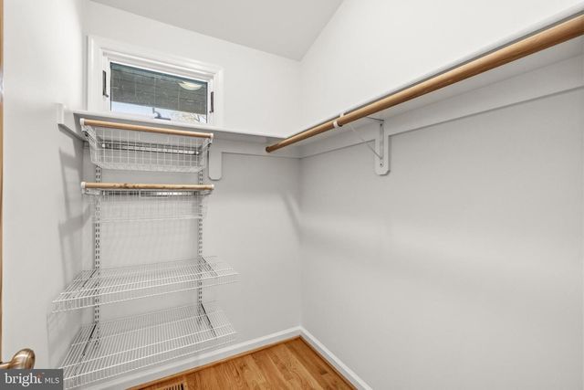 4035 TAYLOR DR, Fairfax, VA 22032