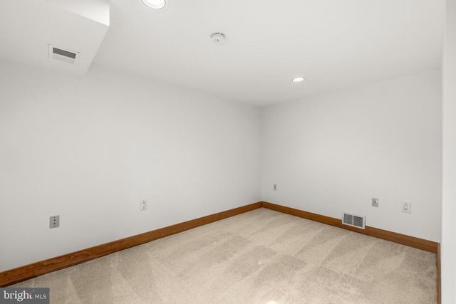 4035 TAYLOR DR, Fairfax, VA 22032