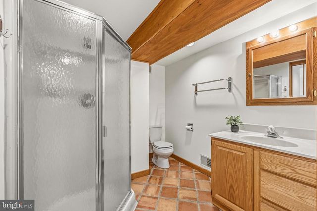 4035 TAYLOR DR, Fairfax, VA 22032