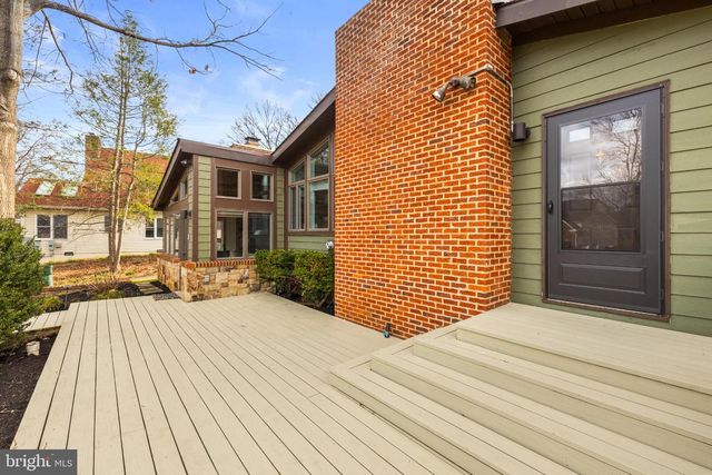 4035 TAYLOR DR, Fairfax, VA 22032