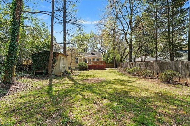 1824 Colonial Avenue, Greensboro, NC 27408