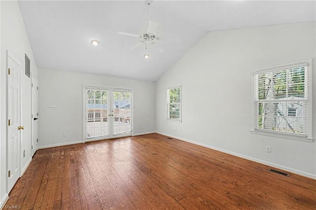 1824 Colonial Avenue, Greensboro, NC 27408