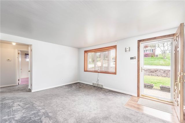 112 Neilson Drive, Jefferson Hills, PA 15025