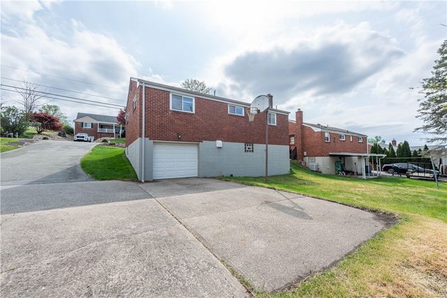 112 Neilson Drive, Jefferson Hills, PA 15025