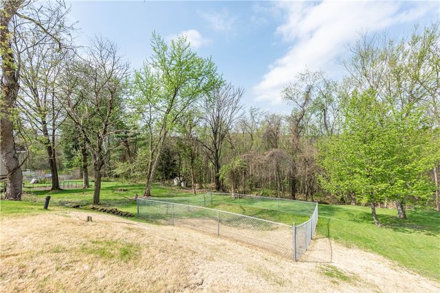 112 Neilson Drive, Jefferson Hills, PA 15025