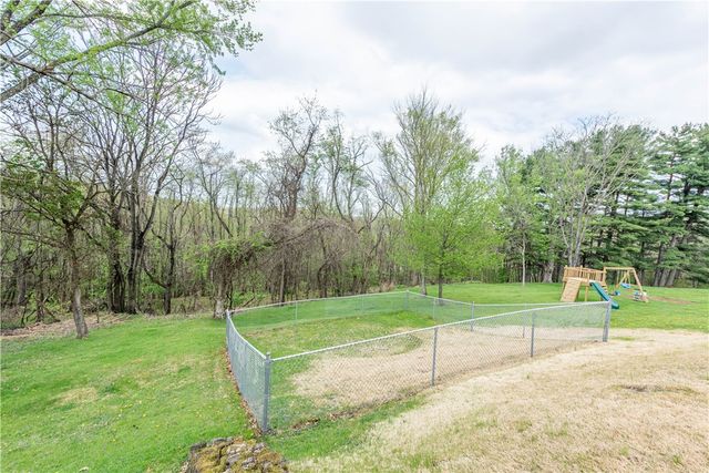 112 Neilson Drive, Jefferson Hills, PA 15025