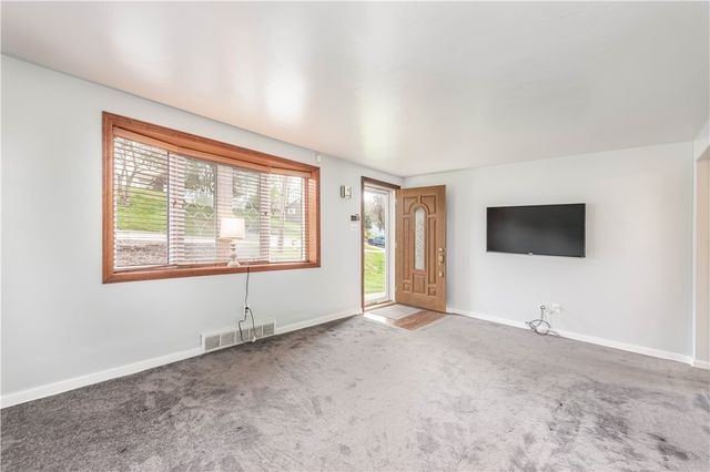 112 Neilson Drive, Jefferson Hills, PA 15025