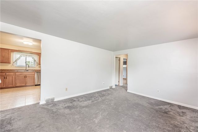 112 Neilson Drive, Jefferson Hills, PA 15025